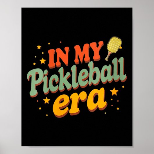 Women's in pickleball era retro pickle player ポスター (正面)