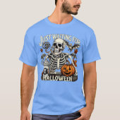 Womens Just Waiting For Halloween Skeleton Coffee  Tシャツ (正面)