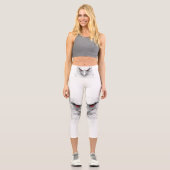Women's leggings with the image of a bird with red カプリレギンス (正面)