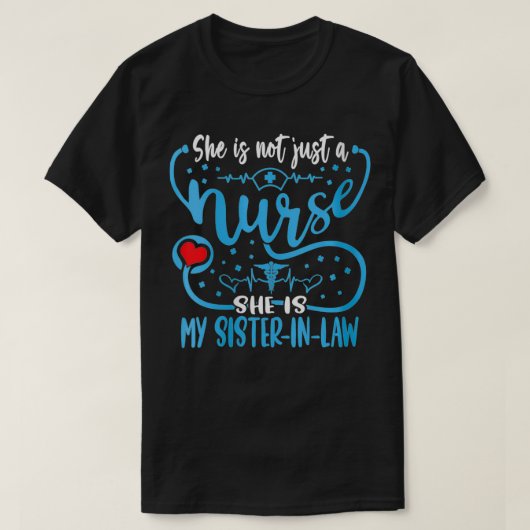 Womens My SisterInLawはナース誇りを持ったナースのファム Tシャツ (デザイン正面)