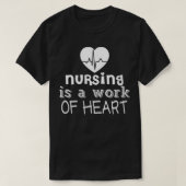 Womens Nursing Is A Work Of Heart  Funny Nurse VNe Tシャツ (デザイン正面)