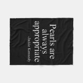 Womens Pearls Are Always Appropriate Jackie Kenned フリースブランケット (正面(横))