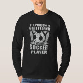 Womens Proud Girlfriend Of An Awesome Soccer Playe Tシャツ (正面)