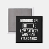 Womens Running On Low Battery And High Standards F マグネット (正面/裏面)