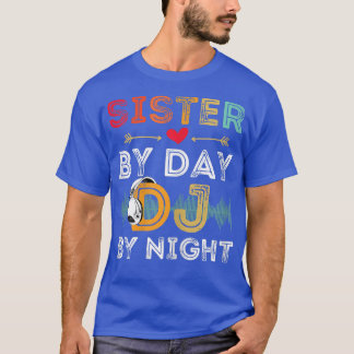 Womens Sister By Day DJ By Night Retro Vintage Dee Tシャツ