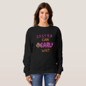 Womens Sister Can Bearly Wait girl baby shower スウェットシャツ (正面フル)