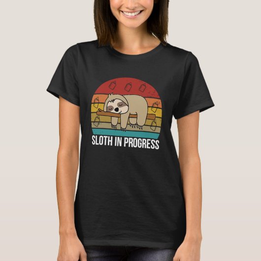 Womens Sloth Pregnancy  For Pregnant Baby Belly Wo Tシャツ (正面)