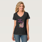 Womens Strong Girl - Funny Book & Tea Lover Tシャツ (正面フル)