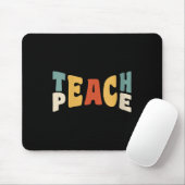 Womens Teach Peace Retro Teacher Motivational Educ マウスパッド (マウス)