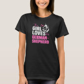 Womens This girl loves her German Shepherd Tシャツ (正面)