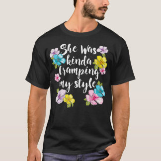 Womens Uterus  She Was Kinda Cramping My Style Gif Tシャツ