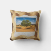 Wood Topped Wall Tapestry クッション (正面)