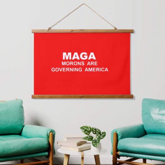 Wood Topped Wall Tapestry 吊り下げ型タペストリー (リビング)