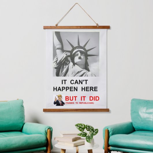 Wood Topped Wall Tapestry 吊り下げ型タペストリー (リビング)