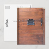 Wooden Door with Letter Slot ポストカード (正面/裏面)