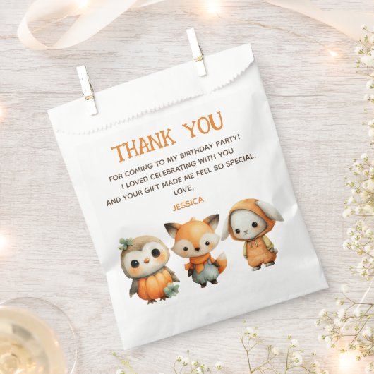 Woodland Animals Fall Kids' Birthday Thank You フェイバーバッグ (クリップ留めされた状態)