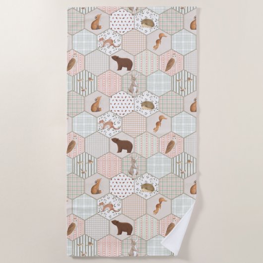 Woodland Animals Forest Patchwork Baby Shower Gift ビーチタオル (正面)