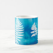 Woodland Fern Pattern、青い水色の白 コーヒーマグカップ (中央)