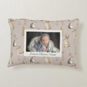 Woodland Pattern Beige Gray Custom Photo Nursery アクセントクッション (裏面)