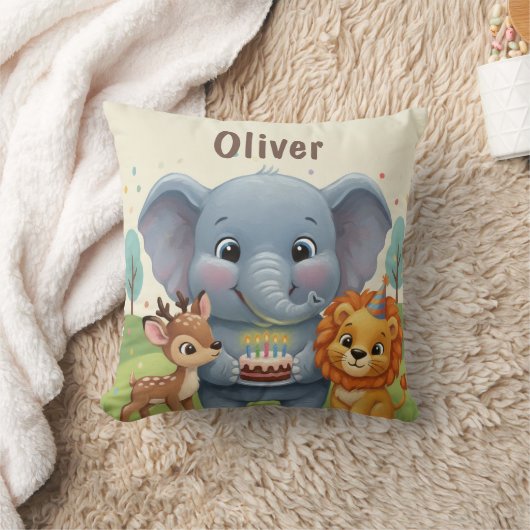 Woodland Storybook Animals Personalized Birthday クッション (ブランケット)