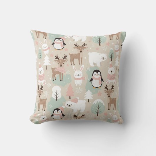 Woodland Whimsical Forest Animals Winter クッション (正面)