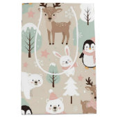 Woodland Whimsical Forest Animals Winter ミディアムペーパーバッグ (正面)