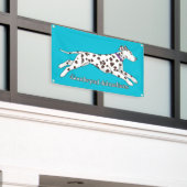 Woodwynd Banner 横断幕 (ビルの外側)