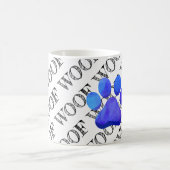 WOOFパターンブルーポープリントカラフルモダンおもしろい コーヒーマグカップ (中央)
