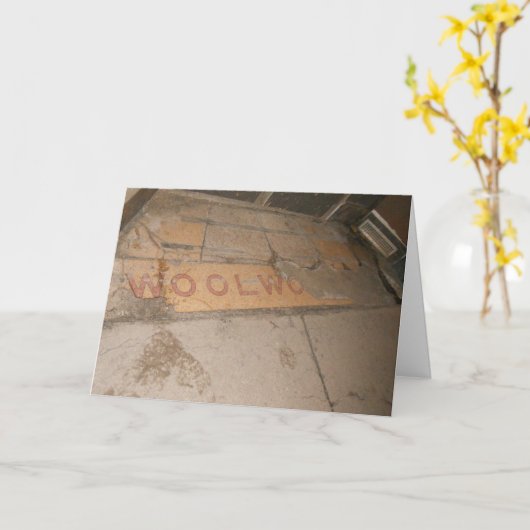 "WOOLWORTH Sidewalk"誕生日カード カード (黄色い花)