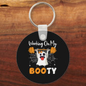 Working On My Booty幽霊ブジムハロウィンおもしろい キーホルダー (正面)