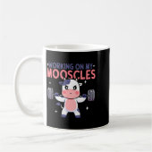 Working On My Mooscles Moo Muscles Workout Design  コーヒーマグカップ (左)