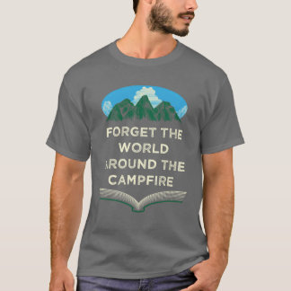 World Around the Campfire Camping Sayings Camper Q Tシャツ