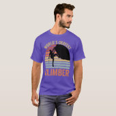 World s Okayest Climber Rock Climber family Tシャツ (正面フル)