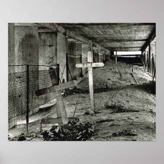 World War 1, Verdun Bayonet Monument interior ポスター (正面)