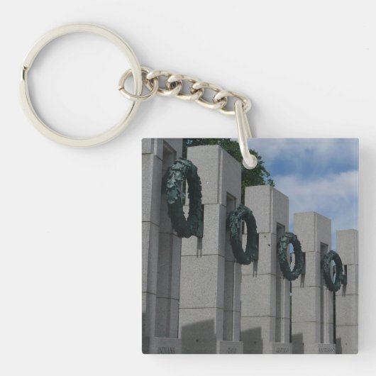 World War II Memorial Wreaths I キーホルダー (正面)