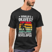 World's Okayest Artificial Intelligence Developer Tシャツ (正面)