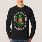 Worlds Tallest Leprechaun Shamrock St Patricks Day Tシャツ (正面)