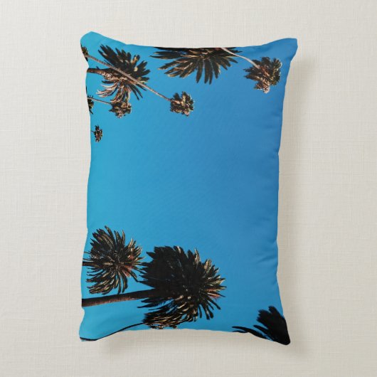 Worm's eye view of trees アクセントクッション (裏面(縦))