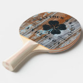 Worn Blue Wash Wood Irish Clover Wedding Crest 卓球ラケット (正面アングル)