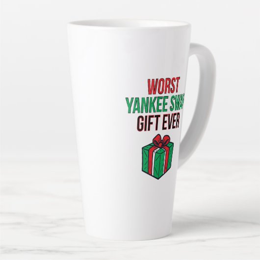 Worst Yankee Swap Gift Ever カフェラテマグ (右アングル)