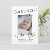 Worth The Wait 白い写真 モダンな誕生 案内状 (スタンド正面)