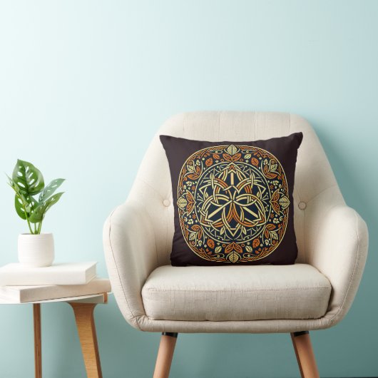 Woven Celtic Design Throw Pillow クッション (椅子)