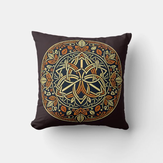 Woven Celtic Design Throw Pillow クッション (正面)