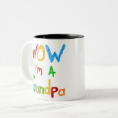 WOW私はおじいちゃんTシャツとギフト ツートーンマグカップ (正面左)