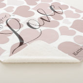 Wrapped in Love | Pink Purple Heart Pattern  シェルパブランケット (3/4)