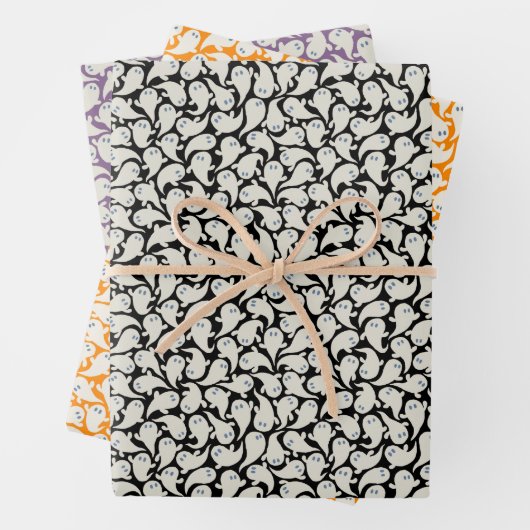 Wrapping paper for Halloween with pattern of ghost ラッピングペーパーシート (インサイチュ)