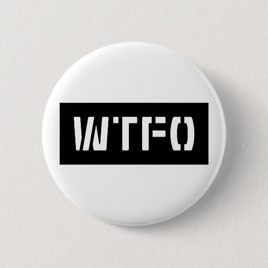 WTFO 缶バッジ (正面)