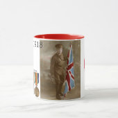 WW1捧げ物のマグ。 私達はそれらを覚えています マグカップ (中央)