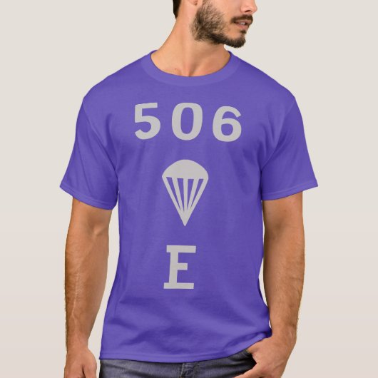 WW2第506パラシュート歩兵連隊E中隊の旗 Tシャツ (正面)