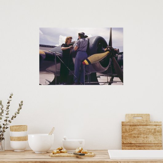 WW2 Women Airplane Mechanics ポスター (キッチン)